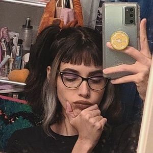 Meet your Posher, Mochi